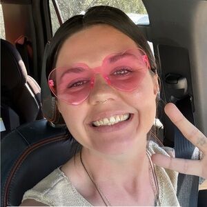 Meet your Posher, Allyson